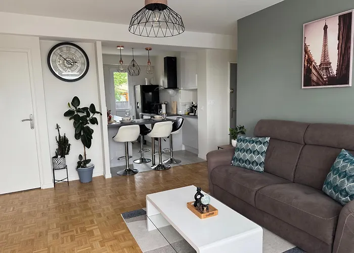 Appartement Chaleureux Et Spacieux T3