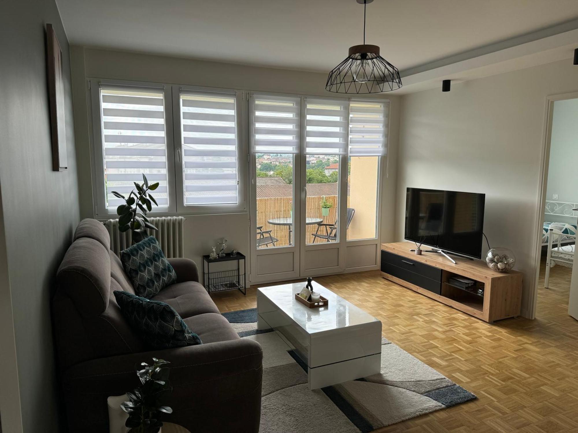 Apartment Chaleureux Et Spacieux T3 Limoges