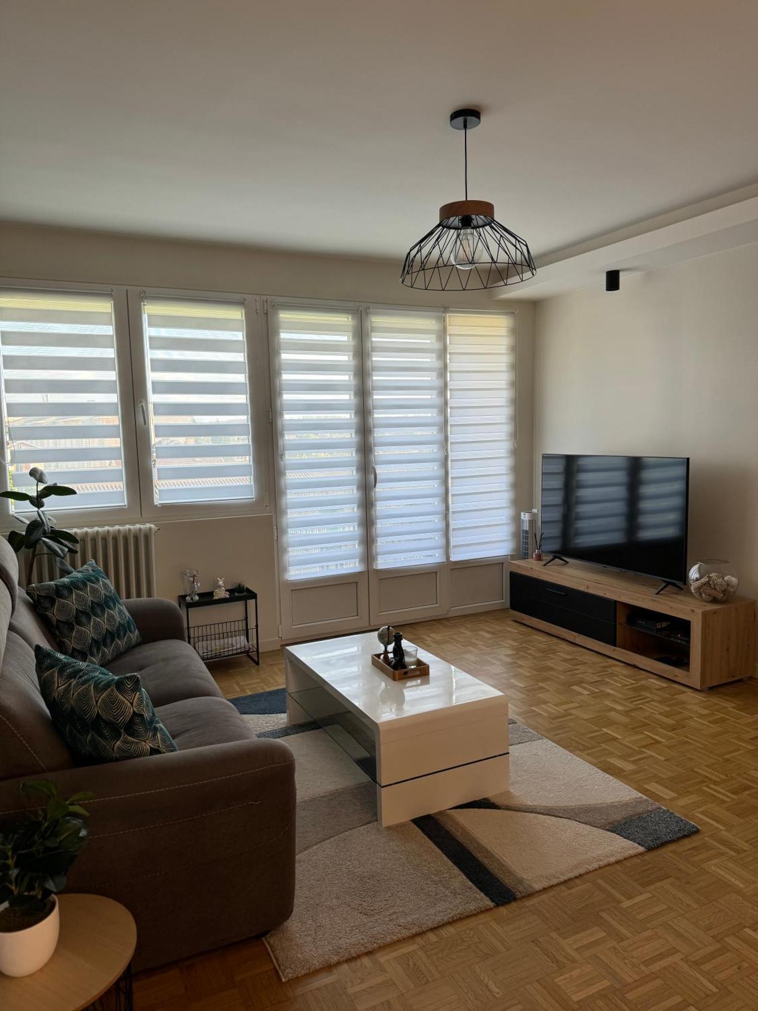 Chaleureux Et Spacieux T3 * Limoges