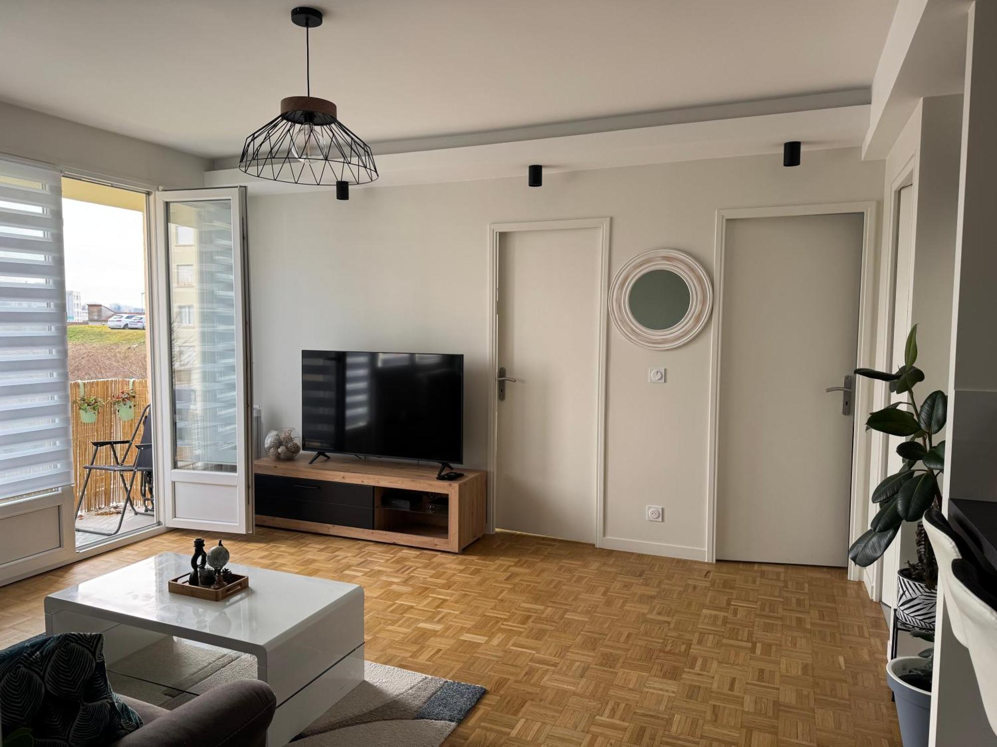 Chaleureux Et Spacieux T3 Apartment *