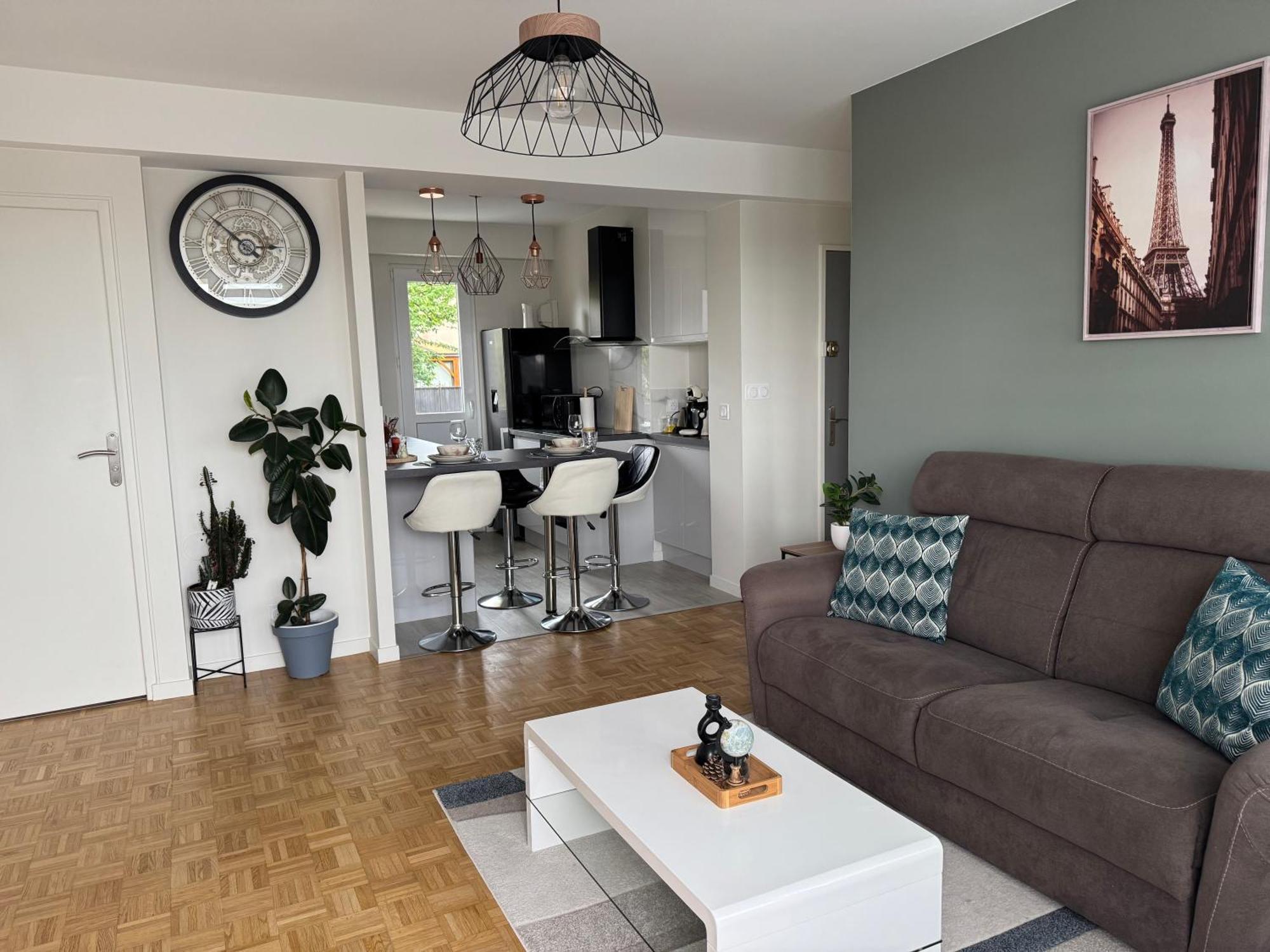 Apartment Chaleureux Et Spacieux T3 *